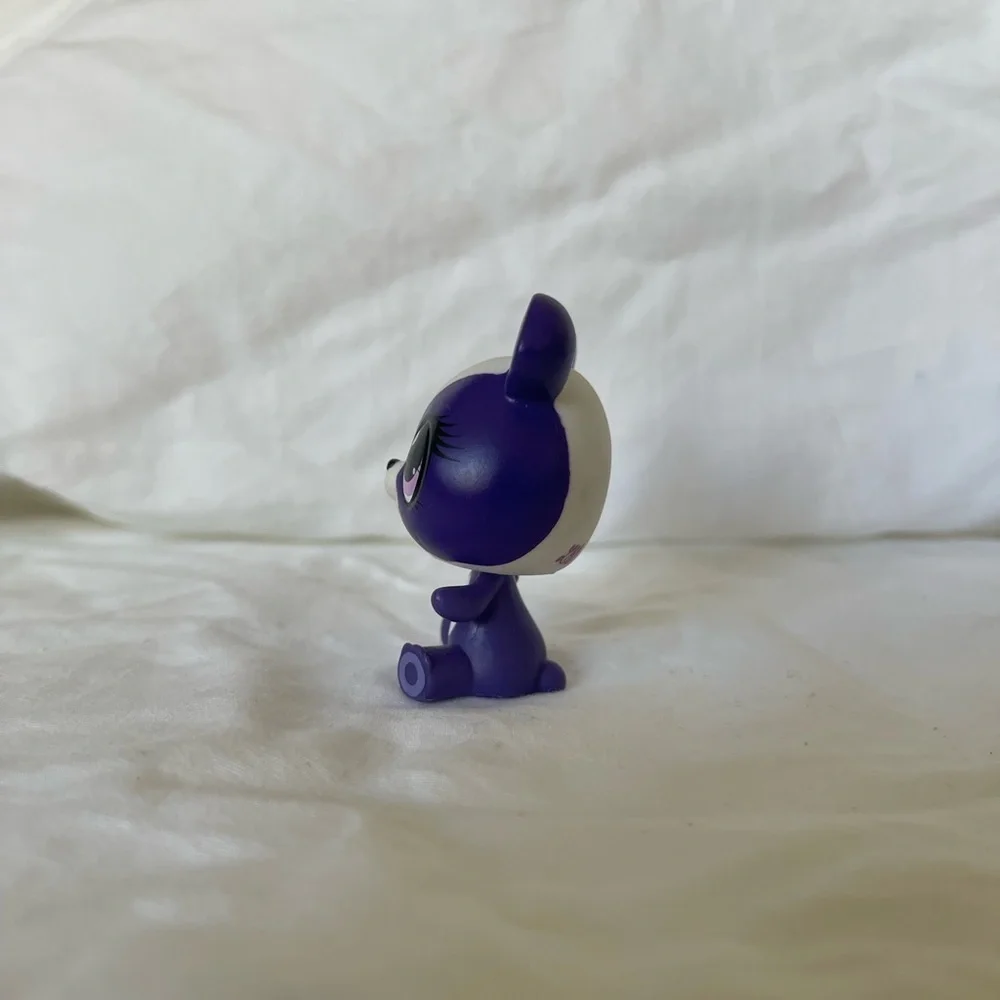 LITTLEST PETSHOP PET SHOP LPS #3620 HASBRO PANDA BEAR WHITE PURPLE PINK EYES
